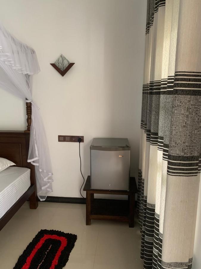 Ramesh Guesthouse Mirissa Ngoại thất bức ảnh