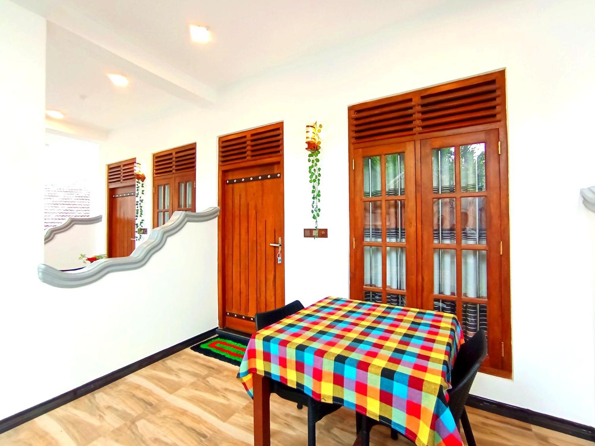 Ramesh Guesthouse Mirissa Ngoại thất bức ảnh