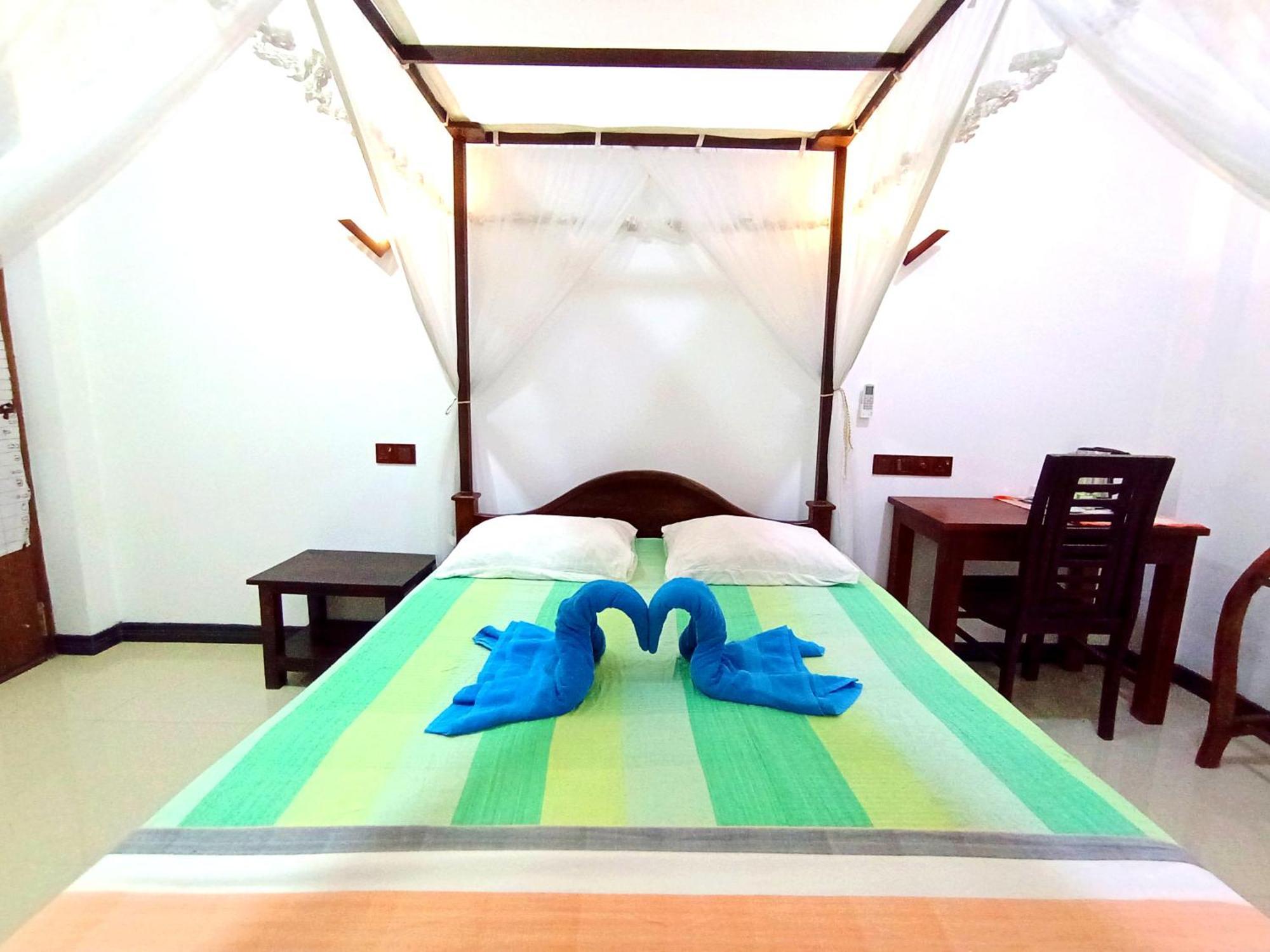 Ramesh Guesthouse Mirissa Ngoại thất bức ảnh