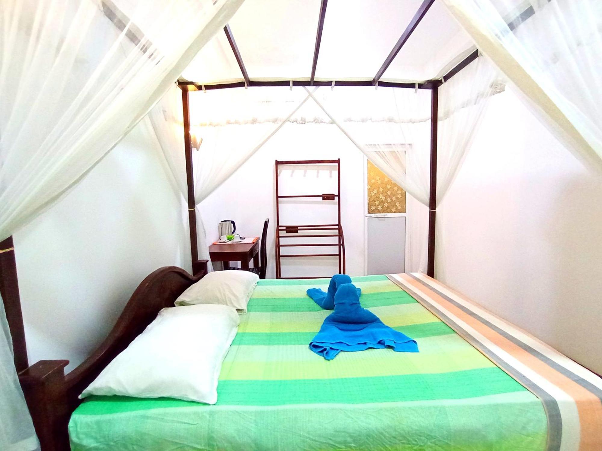 Ramesh Guesthouse Mirissa Ngoại thất bức ảnh